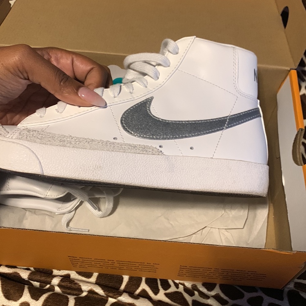 Nike Blazer Silver check Size 8.5 Women